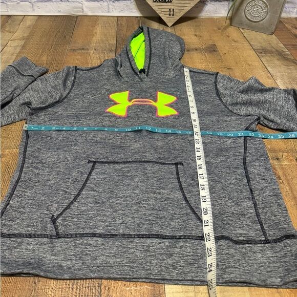 Under Armour Cold Gear Loose Fit Hoodie Gray Striped Fuscia Pink Pullover Sz L - Picture 7 of 10